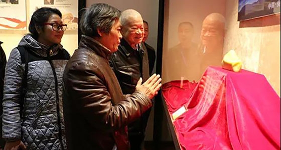 著名畫家蔣為民來(lái)我館參觀