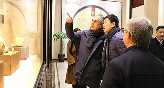 意大利設計師斯坦法諾·博埃里來我館參觀