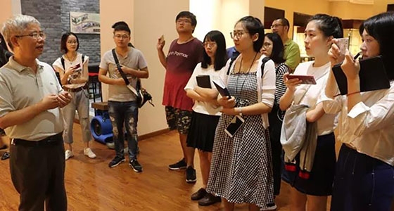 “八八戰略新征程”主題采訪隊來我館參觀踩點