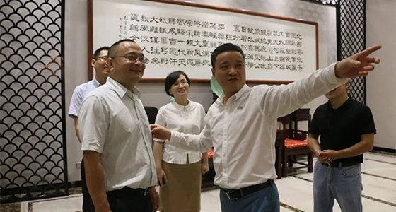 阿里“大咖”閃現(xiàn)倪東方藝術(shù)博物館！